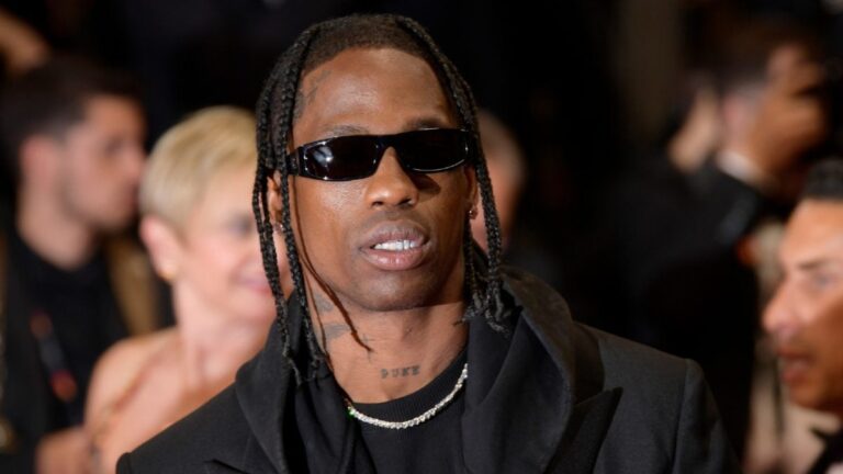Le label de Travis Scott écrit une lettre à Billboard pour contester le classement de ses derniers albums