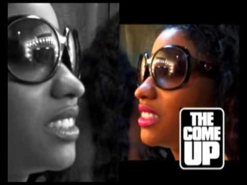 Vidéo Youtube - Nicki Minaj se souvient de sa première rencontre avec Foxy Brown : « Je n'arrêtais pas de la complimenter »