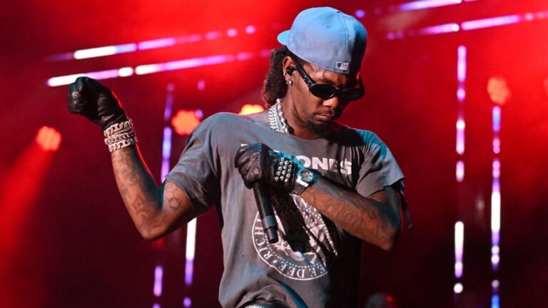 Offset célèbre l'obtention de sa première plaque de diamant : « C'est énorme pour moi »