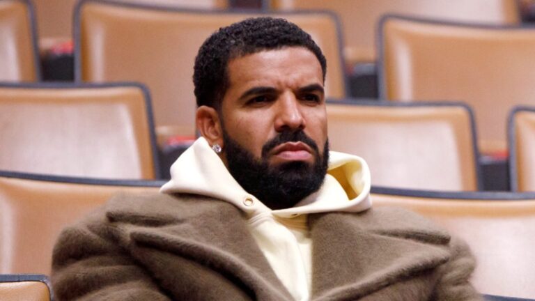 Drake trollé par Fashion Nova avec un costume d'Halloween inspiré de BBL Drizzy