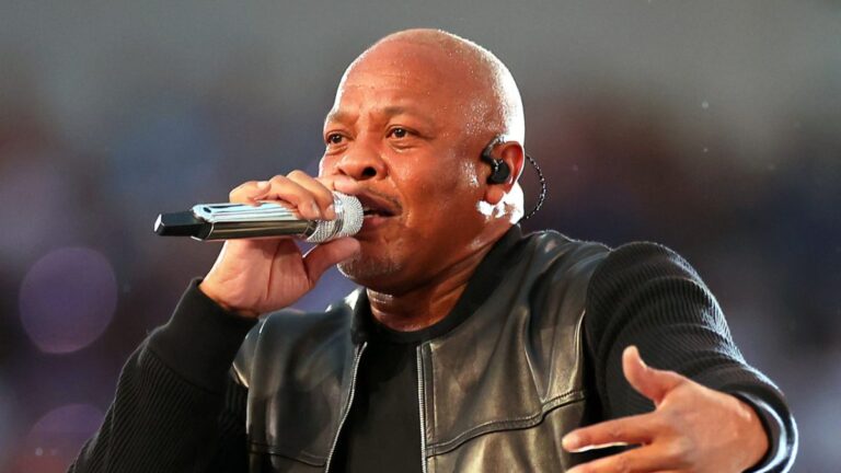 Le Dr Dre poursuivi en justice pour 10 millions de dollars pour avoir prétendument harcelé et menacé un conseiller conjugal