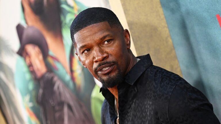 Agression de Jamie Foxx : un futur membre étrange interrogé par la police alors que des accusations se profilent