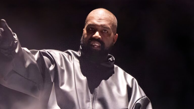 Kanye West fait monter l'enthousiasme pour « Bully » alors qu'un nouvel extrait de chanson fait surface