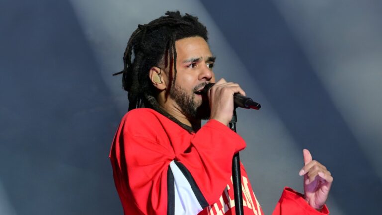 Le producteur de J. Cole partage un aperçu de l'album «The Fall Off»: «  It's Top-Tier Raps ''