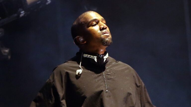 Kanye West se couronne « le GOAT de tous les GOATs » alors qu'il réalise d'énormes gains Yeezy