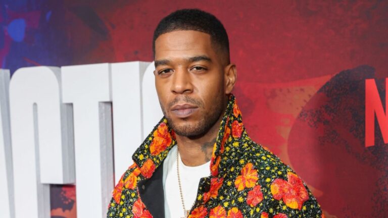 Kid Cudi dit qu'un fan « fou » le traque depuis des années : « Je ne me sens pas en sécurité »