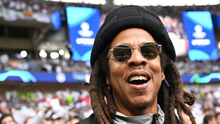L'avocat de Jay-Z déchet un «accord» présumé avec Tony Buzbee