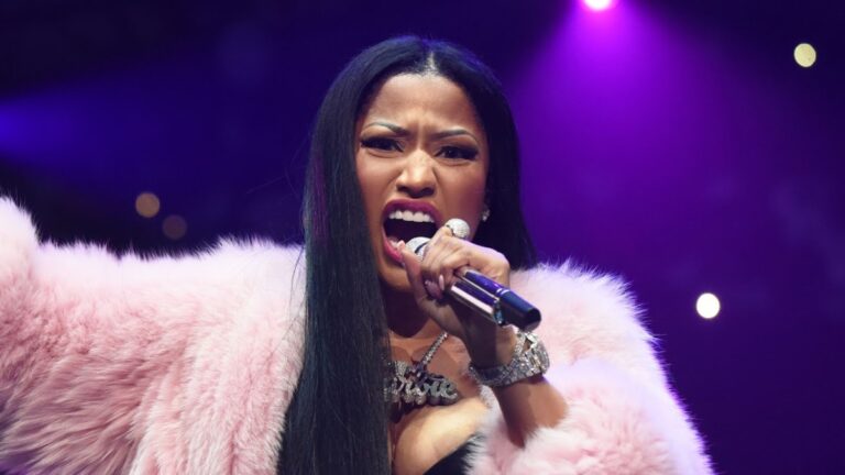 Nicki Minaj fait face à d'éventuelles accusations criminelles pour avoir prétendument agressé un ancien manager