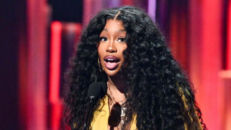 SZA se réjouit de son « artiste préféré » dans le jeu en ce moment : « haut la main »