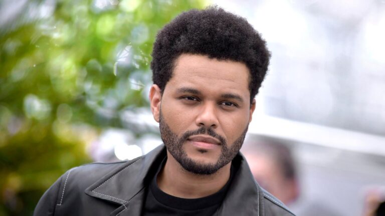 The Weeknd fait un énorme don à 7 chiffres aux efforts de secours contre les incendies de forêt de Los Angeles