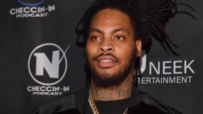 Waka Flocka revient en affirmant qu'il a été sauté après que les réseaux sociaux l'aient fait des clowns