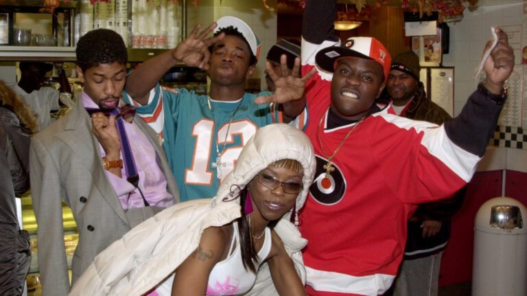 L'ex-assistant de Diddy, Fonzworth Bentley, accusé d'avoir volé une chaîne de 70 000 $