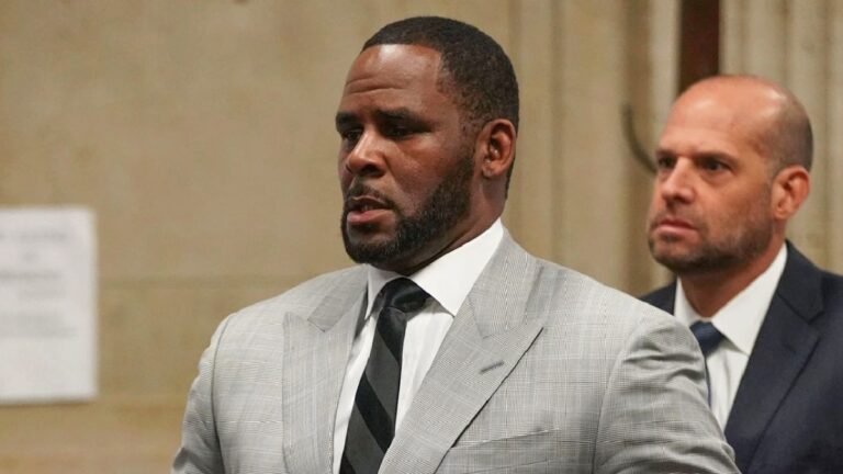 R. Kelly a hospitalisé à la suite d'une surdose présumée en prison