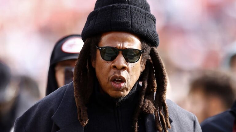 Jay-Z affirme qu'il a perdu 20 millions de dollars sur le drame de poursuite en viol