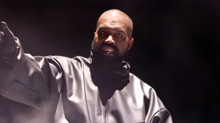 Kanye West annonce des plans de laisser tomber l'album inédit «Yandhi»