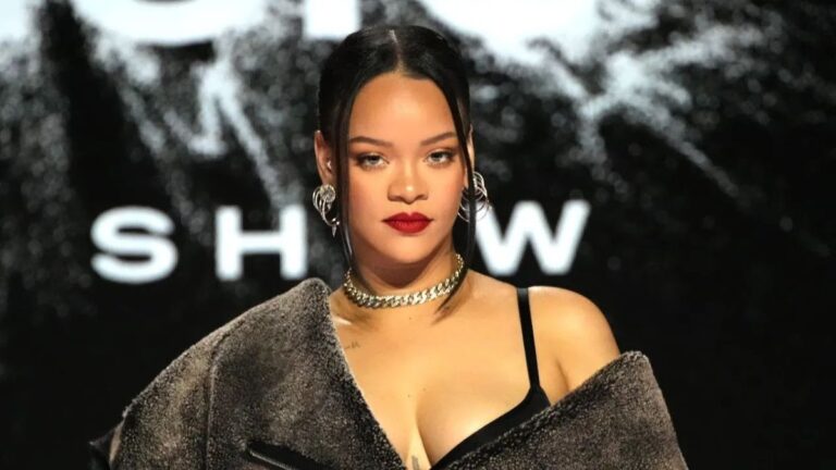 Rihanna partage des informations sur l'album suivant longtemps attendu: «J'ai craqué le code»