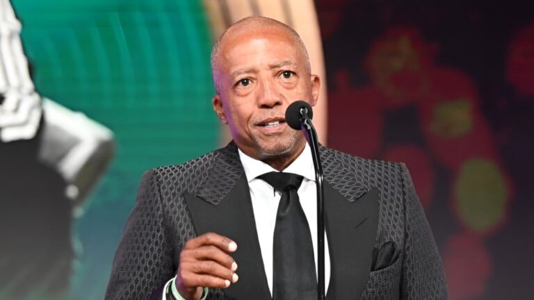 Kevin Liles a poursuivi pour avoir prétendument violé l'ancien employé de Def Jam