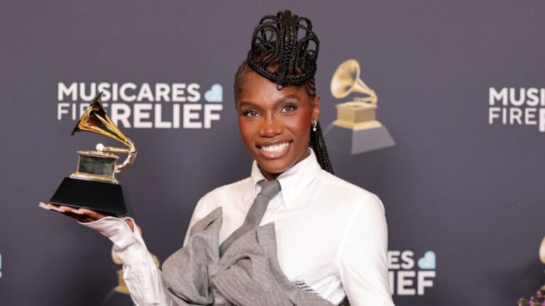 Doechii met la victoire aux Grammy avec une chanson inspirée de la nouvelle Kanye 'Nose Sleededs'