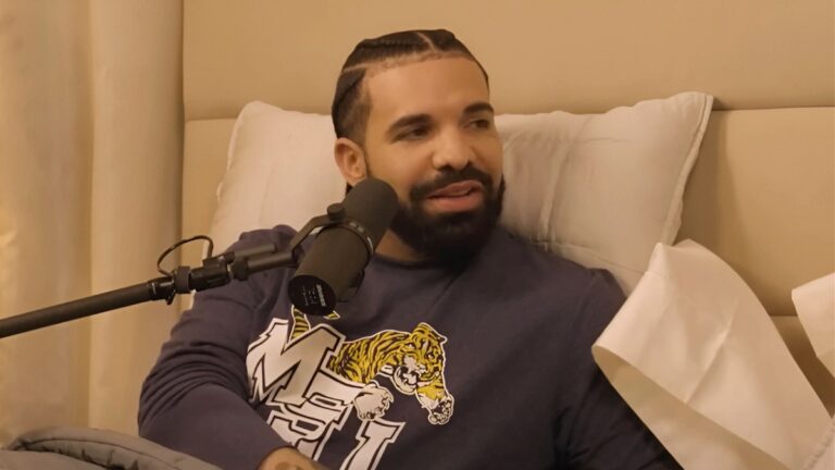 Drake veut une interview avec «  Podcast That Matters '' et il est organisé par de jeunes femmes blanches