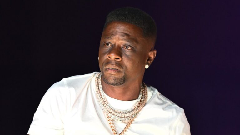 Boosie Badazz a menacé d'action en justice pour avoir utilisé des étudiants morts pour promouvoir le festival