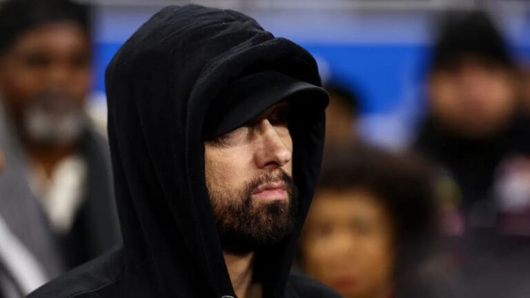 Eminem serait intéressé à rejoindre BID pour l'équipe d'extension de la WNBA