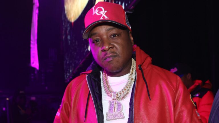 Jadakiss fléchit ses compétences «italiennes» dans le segment hilarant: «Ciao Bello!