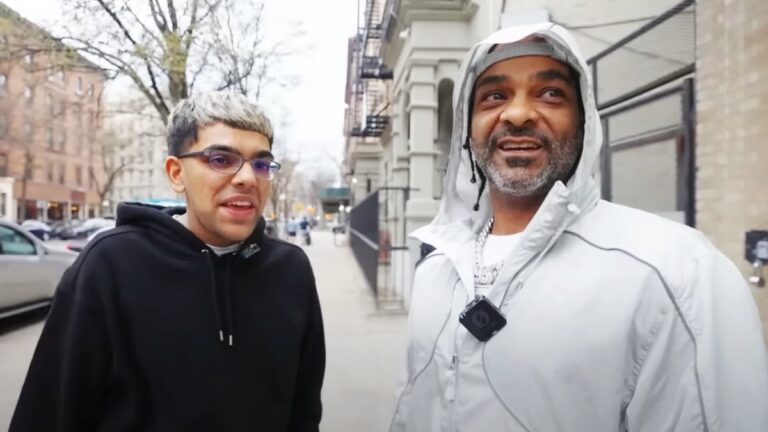 Jim Jones interrompt accidentellement l'accord sur la drogue pendant le flux N3on à Harlem