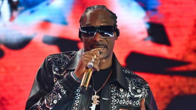 Les revenus Spotify de Snoop Dogg ont contesté par la plate-forme en streaming alors que la querelle se réchauffe
