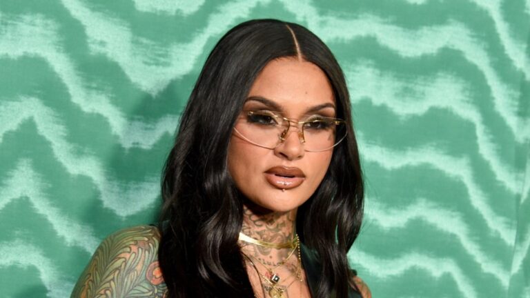 Kehlani annulé de la performance universitaire sur les vues «antisémites»