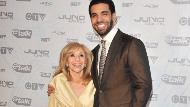 Drake salue sa maman le jour des mères