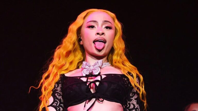 Ice Spice Hard lance la relation avec la sauce étoile de la NFL Gardner