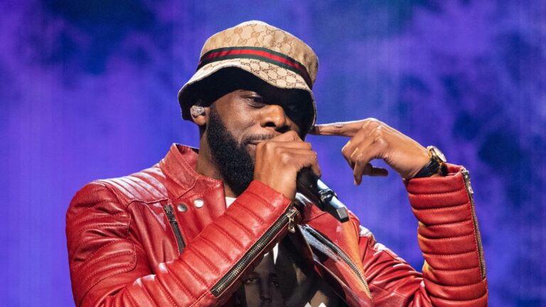 Les PRA des Fugees à subir une chirurgie du cancer du côlon d'urgence