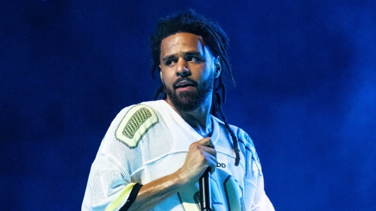J. Cole Surprise sort un nouvel EP 'Birthday Blizzard '26' animé par DJ Clue