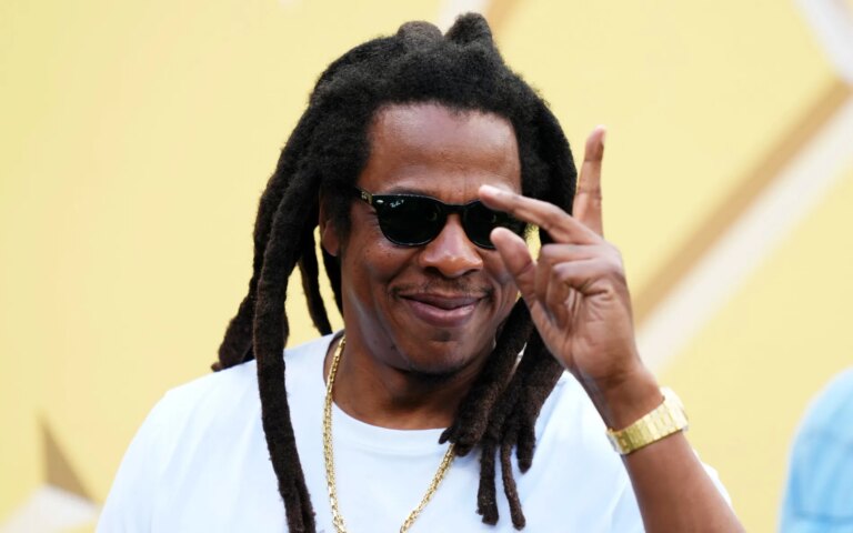 JAY-Z en tête d'affiche du Roots Picnic 2026 alors que les rumeurs de retour s'intensifient