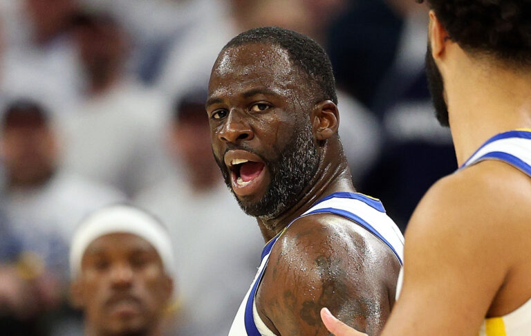 Draymond Green dit aux fans des Knicks de surveiller leur bouche « avant d'écraser ces sales enfants ** dans votre bannière »