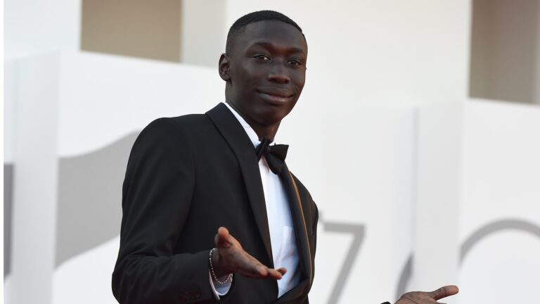 Khaby Lame apparaît dans le jeu vidéo James Bond '007 First Light'