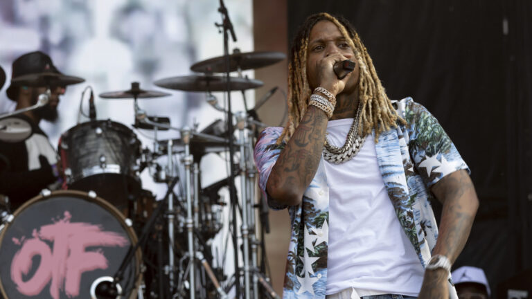 L'équipe juridique de Lil Durk répond à une nouvelle accusation de racket : « Cet acte d'accusation est du rouge à lèvres sur un cochon »