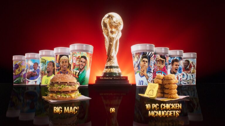 McDonald's célèbre la Coupe du monde avec David Beckham, Ronaldinho Gaucho et bien d'autres objets de collection