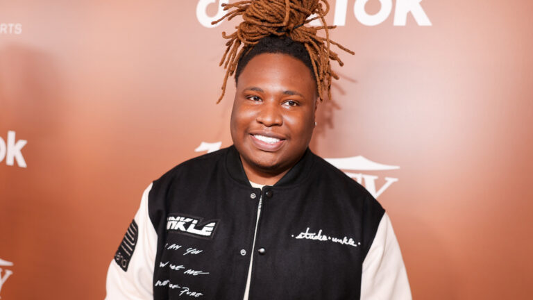 Tay Keith est mort à 29 ans : les artistes rendent hommage au producteur nominé aux Grammy Awards