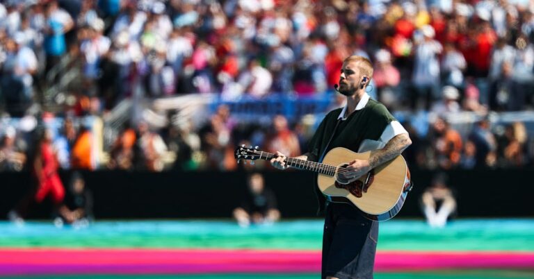 Justin Bieber a fait ses débuts avec des baskets SKYLRK inédites lors de la finale de la Coupe du monde