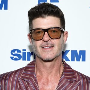 Robin Thicke parle des « défis difficiles » : « une mauvaise chaîne de chance »