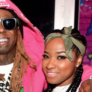 L'ex-femme de Lil Wayne nie que sa mère les ait encouragés à avoir un enfant alors qu'ils étaient adolescents