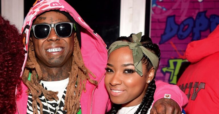 L'ex-femme de Lil Wayne nie que sa mère les ait encouragés à avoir un enfant alors qu'ils étaient adolescents