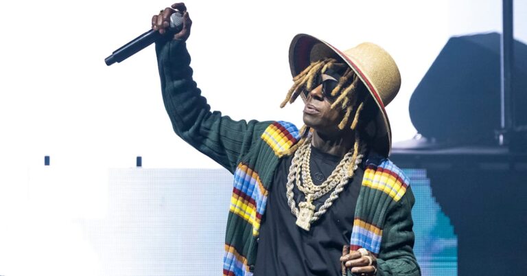 Lil Wayne aurait tenté de s'envoler avec Rachel Beaver, la star de « Teen Mom », pour un rendez-vous amoureux