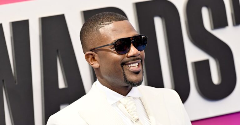 Ray J bat Orlando Brown dans un match de boxe des célébrités