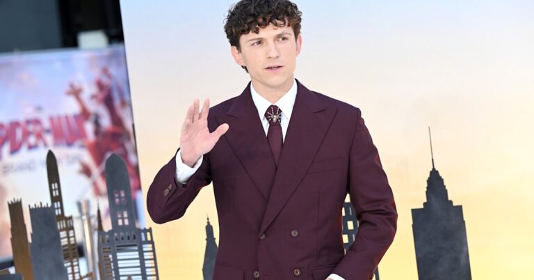 Tom Holland devient le troisième acteur le plus rentable de tous les temps alors que « Spider-Man » dépasse les 2 milliards de dollars