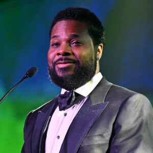Un ami lance GoFundMe pour la veuve de Malcolm-Jamal Warner au milieu d'une bataille successorale