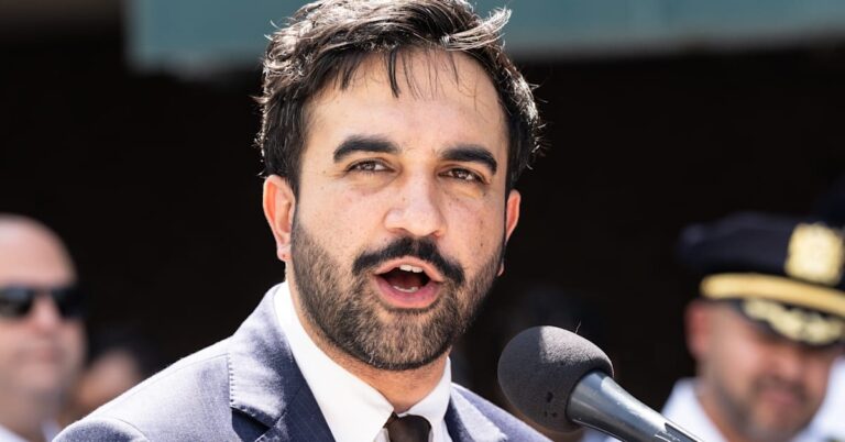 Un résident de New York identifie le maire Mamdani à propos de deux nids-de-poule sur TikTok et ils ont été réparés le même jour
