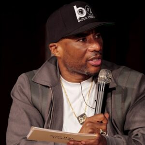 Charlamagne dit que Mark Curry devrait trouver un « meilleur » avocat après son apparition dans Diddy Doc de 50 Cent