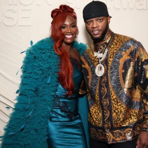 Claressa Shields dit qu'elle « ne peut pas attendre » la proposition de Papoose : « C'est ce que j'attends »